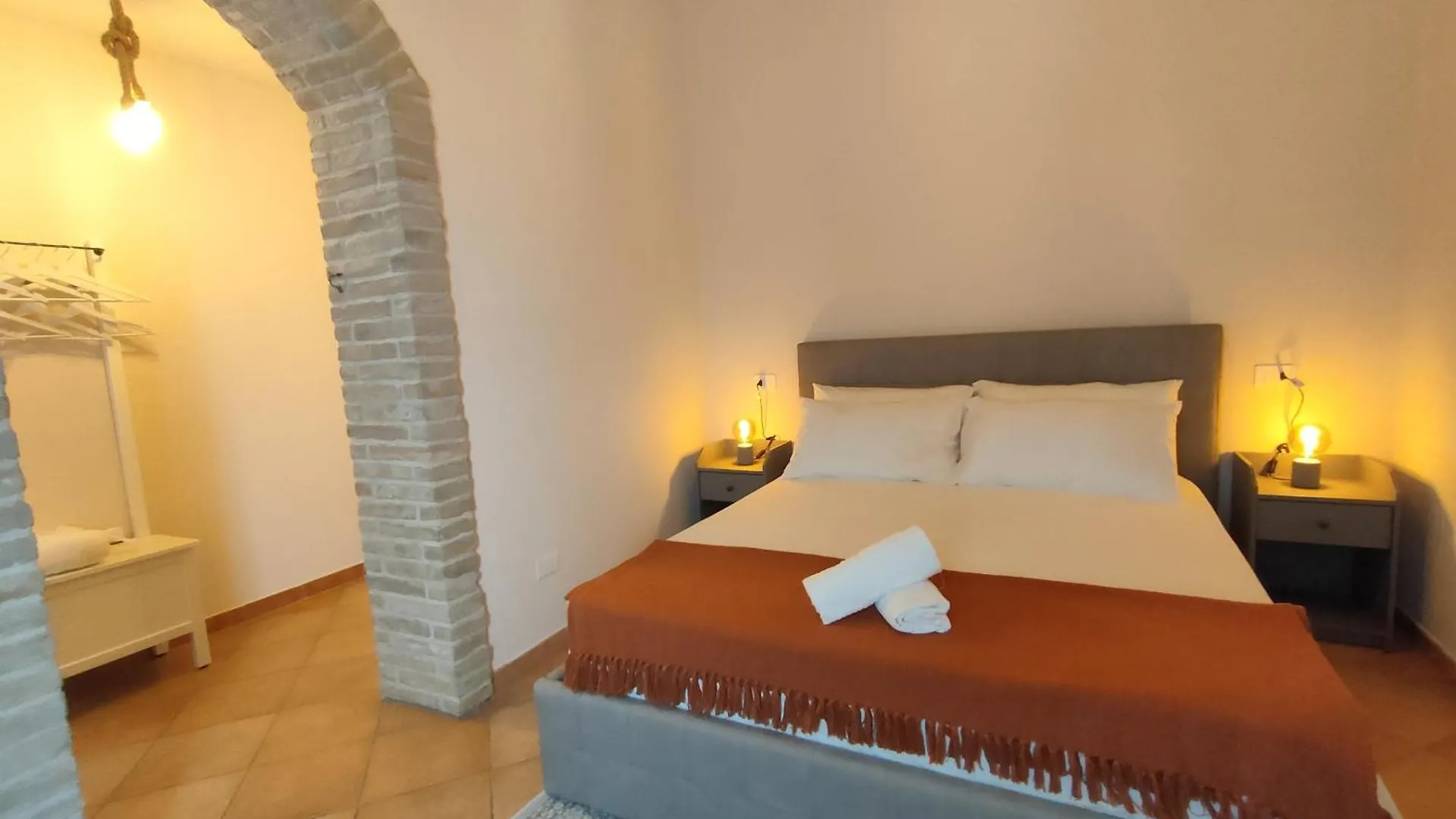 בית הארחה מונטגרידולפו Villa Seven Colors