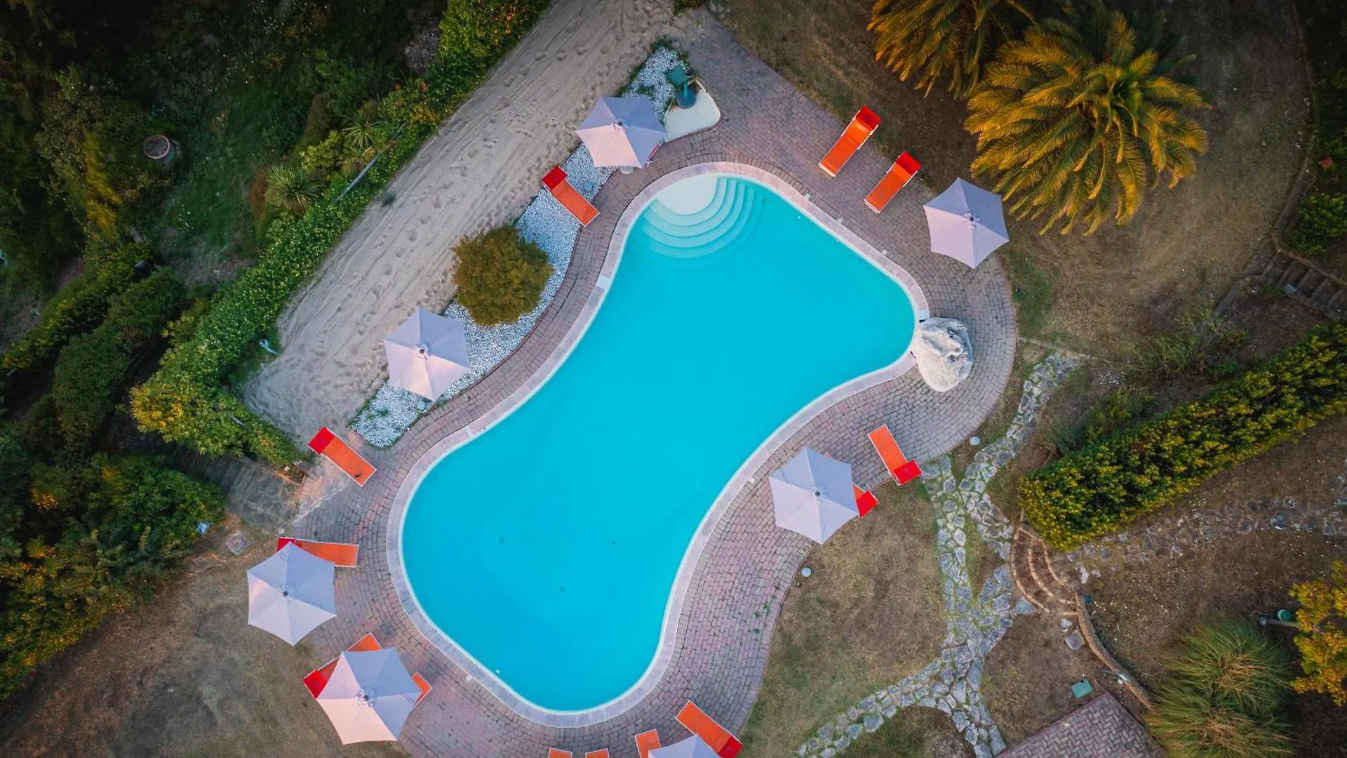 מונטגרידולפו Villa Seven Colors